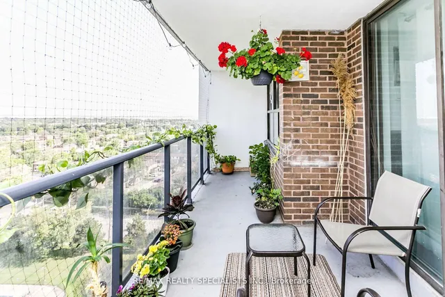 Additional image 25 of 21 KNIGHTSBRIDGE Rd Unit 1708