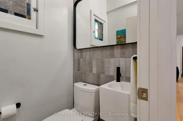 Additional image 11 of 21 Cowan Ave