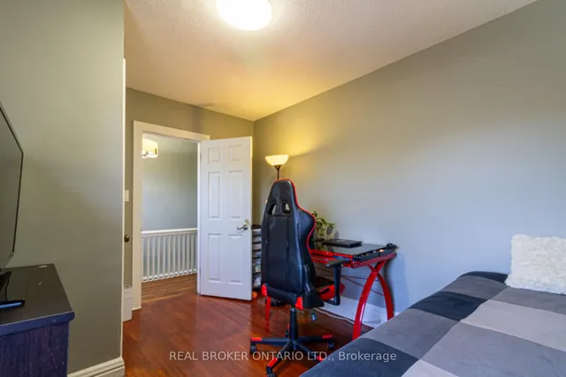 Additional image 27 of 165 Leinster Ave