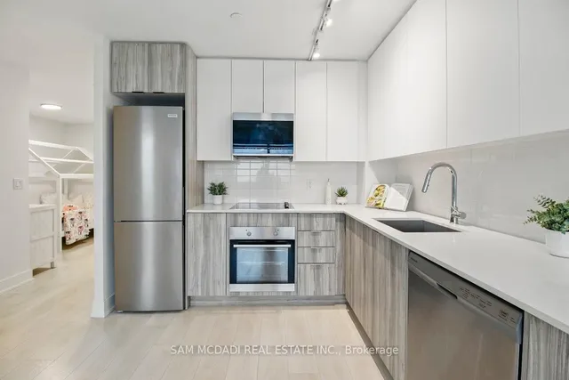 Additional image 6 of 2489 Taunton Rd Unit 413