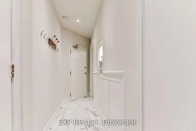 Additional image 32 of 360 Roxton Rd