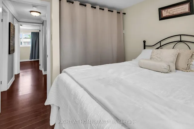 Additional image 34 of 400 Bloor St Unit 75