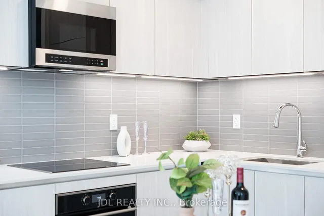 Additional image 5 of 8 Cumberland St Unit 3105