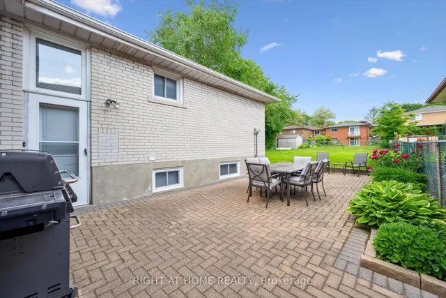 Additional image 36 of 90 Clement Rd