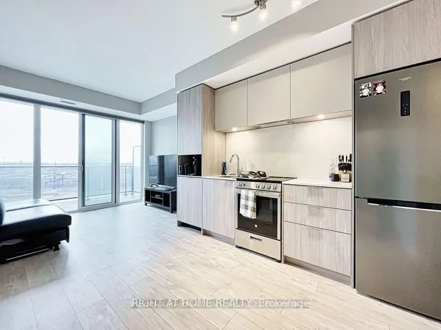 Additional image 9 of 70 Annie Craig Dr Unit 1401