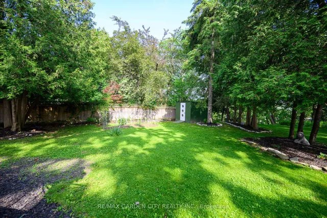 Additional image 26 of 16 Freeland Crt