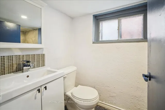 Additional image 19 of 436 Catharine St