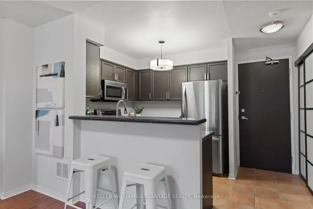 Additional image 9 of 1733 Queen St Unit 210