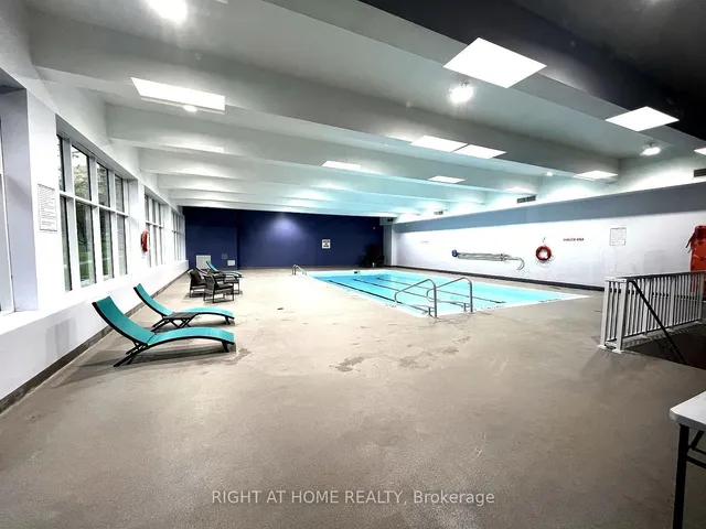 Additional image 28 of 1968 Main St Unit 1004