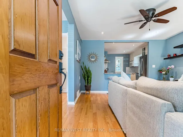 Additional image 39 of 76 Laburnham Ave