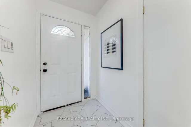 Additional image 4 of 811 Brimorton Dr