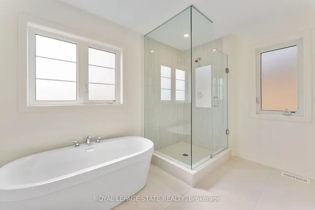 Additional image 33 of 64 Shawbridge Crt