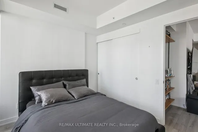 Additional image 42 of 161 Roehampton Ave Unit 601