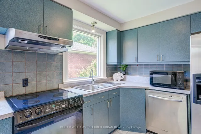 Additional image 15 of 3991 Bloor St