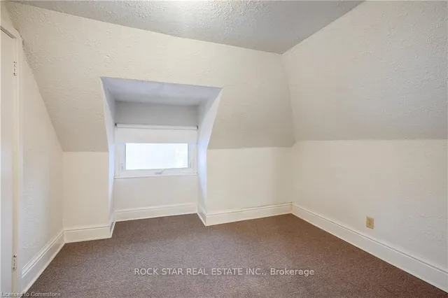 Additional image 29 of 115 Balsam Ave