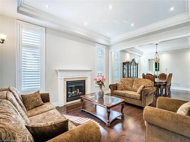 Additional image 7 of 28 Elbern Markell Run