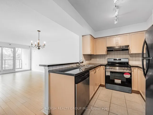 Additional image 3 of 3840 Bathurst St Unit 314