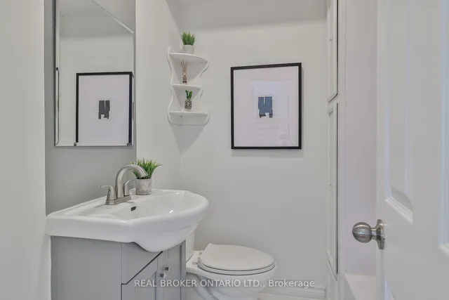 Additional image 15 of 70 Colonial Ave