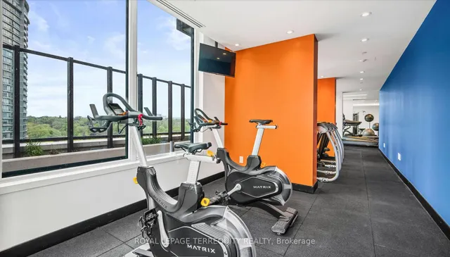 Additional image 11 of 1928 Lake Shore Blvd Unit PH09w