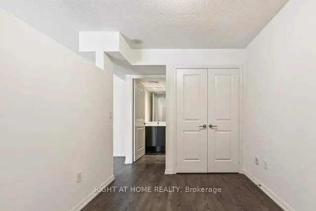 Additional image 15 of 75 East Liberty St Unit 1015