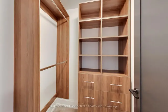 Additional image 19 of 1733 Bathurst St Unit 1A