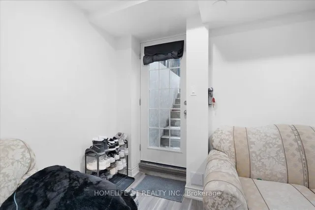 Additional image 35 of 68 Native Landing