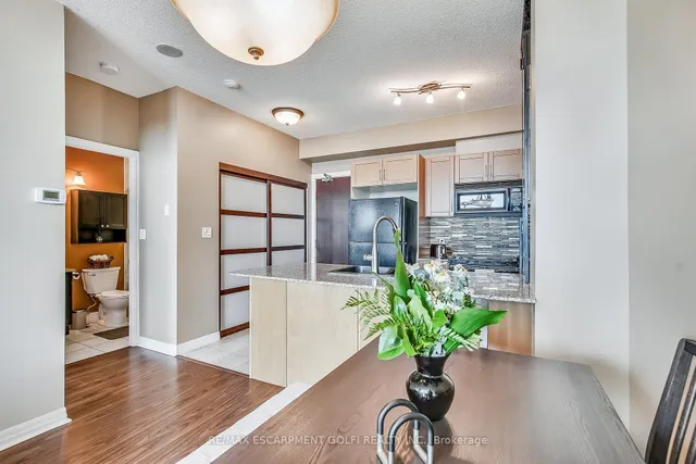 Additional image 11 of 1359 Rathburn Rd Unit 902