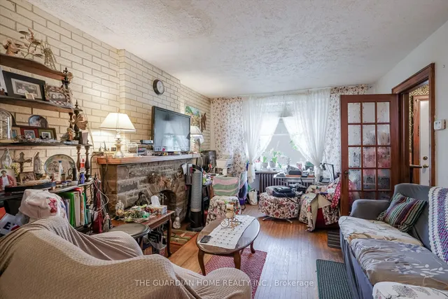 Additional image 2 of 466 Donlands Ave