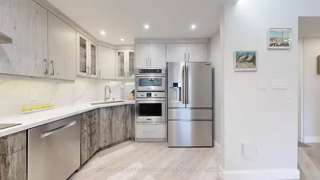 Additional image 11 of 85 Emmett Ave Unit 501