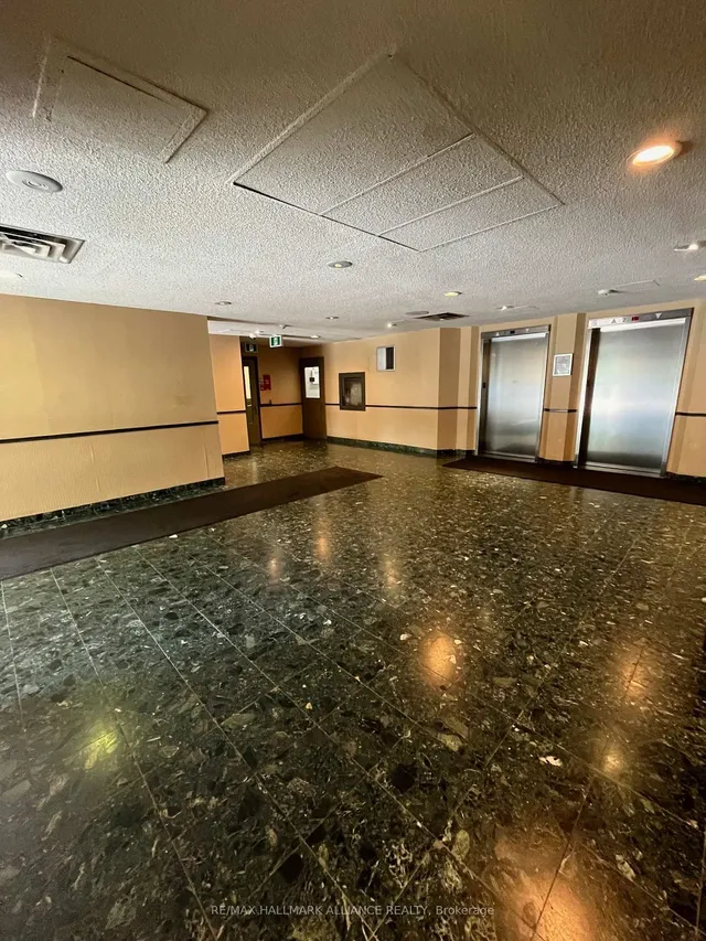 Additional image 15 of 4205 Shipp Dr Unit 2008