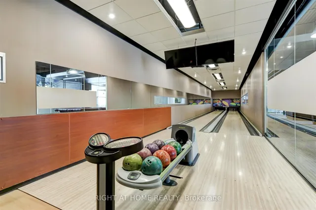 Additional image 28 of 10 Navy Wharf Crt Unit 2001