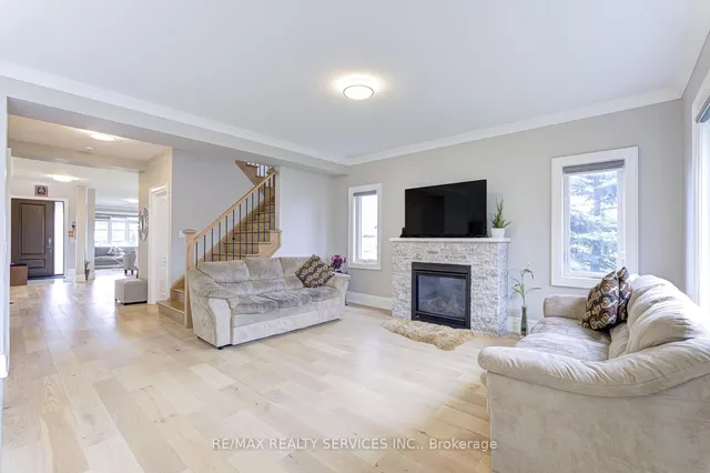 Additional image 13 of 25 Hibiscus Crt