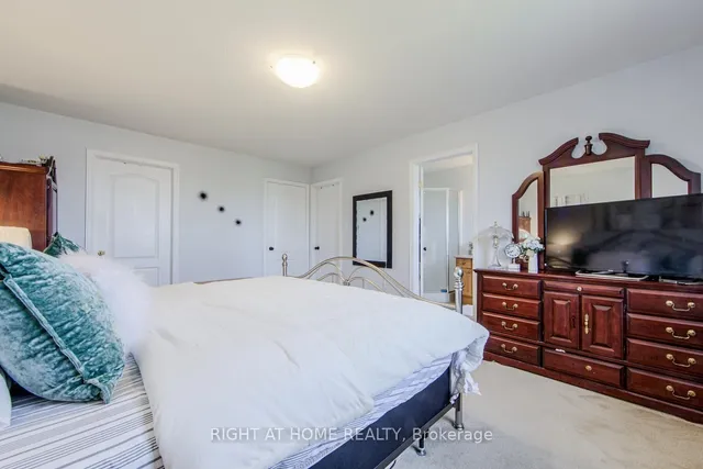 Additional image 21 of 7 Southside Pl Unit 27