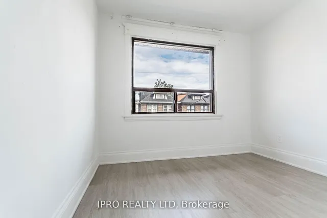 Additional image 20 of 35 Chestnut Ave