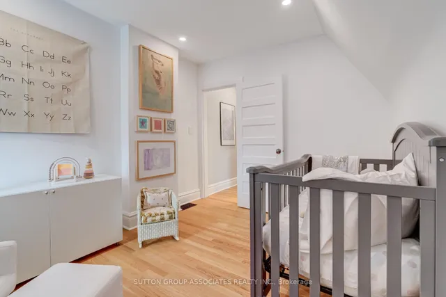 Additional image 28 of 215 Christie St