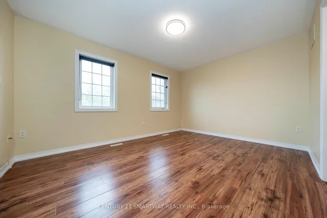 Additional image 36 of 184 Montreal Circ