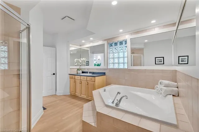 Additional image 18 of 15 Fairmount Ave