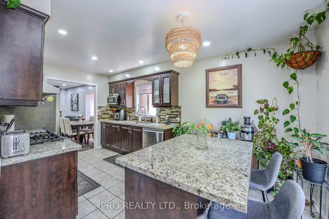 Additional image 19 of 5847 Sidmouth St