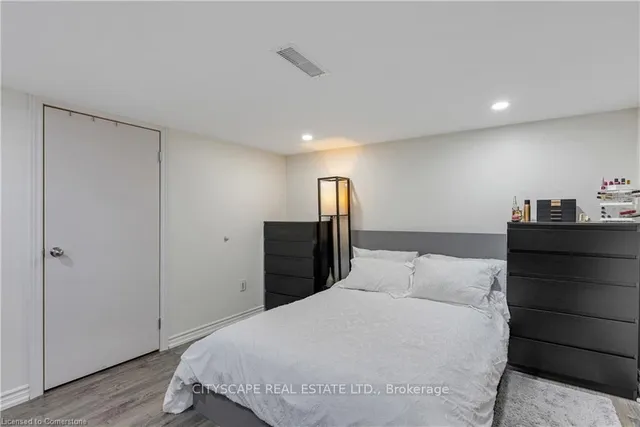 Additional image 32 of 34 Mercer Dr