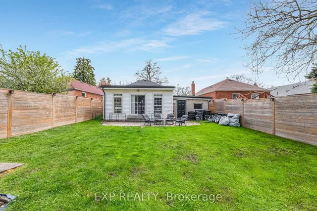 Additional image 41 of 16 Camilla Cres