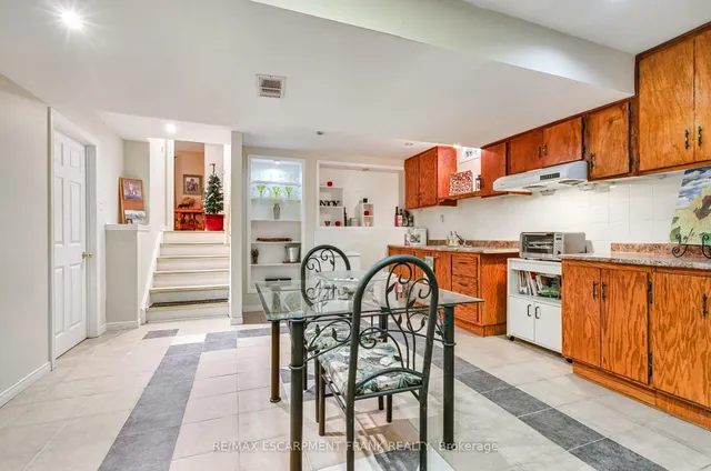 Additional image 34 of 123 Braithwaite Ave