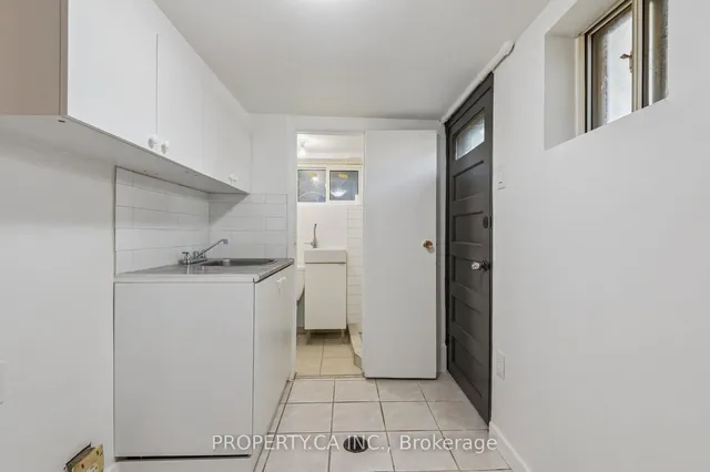 Additional image 37 of 176 Gillard Ave