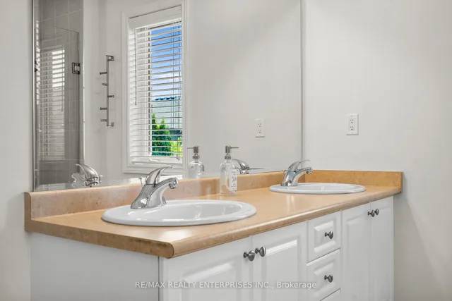 Additional image 29 of 3243 Larry Cres