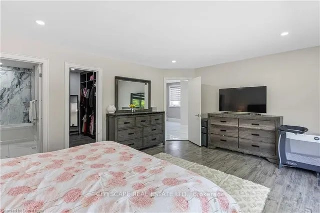 Additional image 15 of 34 Mercer Dr