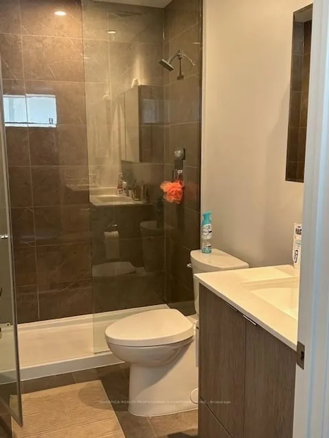 Additional image 6 of 1928 Lakeshore Blvd Unit 2012