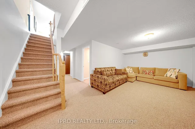 Additional image 23 of 1244 Mowat Lane