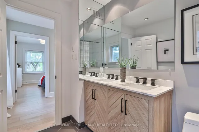 Additional image 31 of 542 Deloraine Ave