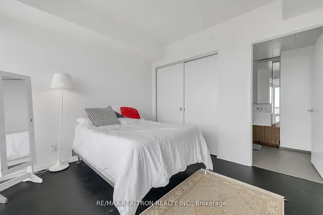 Additional image 20 of 1 Bloor St Unit 4610