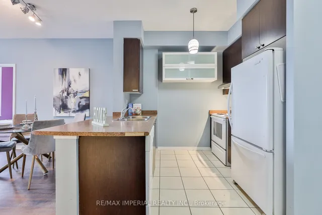 Additional image 5 of 60 Heintzman St Unit 2403