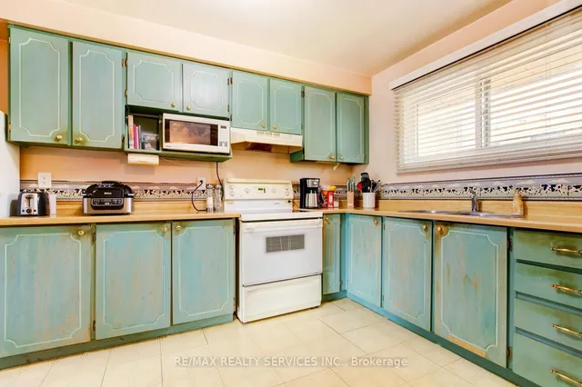 Additional image 13 of 112 Ashton Cres Unit 112